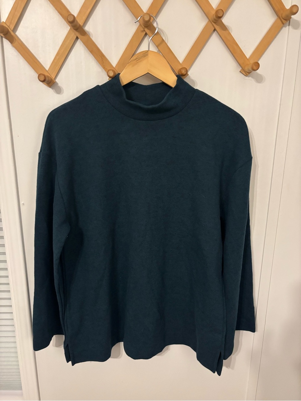 NWT Old Navy Women’s Teal/Green Mock Neck Sweater